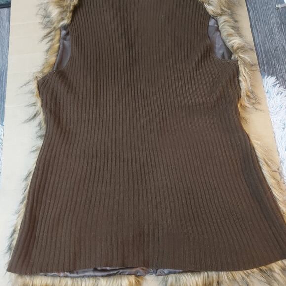 Ashley Stewart Plus Size Faux Fur Jeweled Zip Vest 14/16 Mobwife Castlecore Punk - Picture 6 of 10